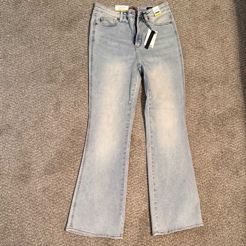 Judy Blue Light Wash Flare Jeans